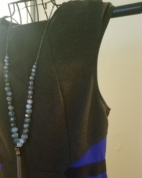 Dress - Picture 6 of 6